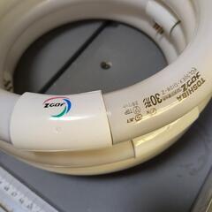 東芝 30形 28ワット