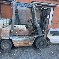 トヨタ 2.5トンフォークリフトの画像