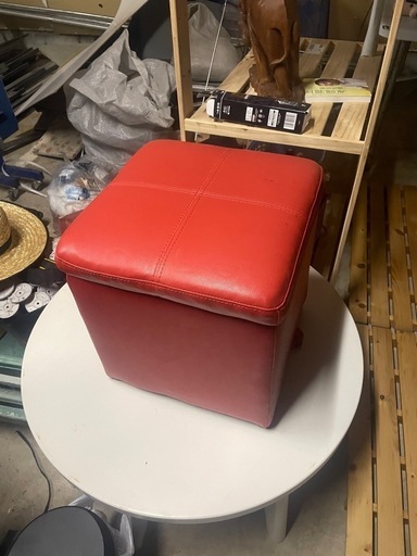 オシャレ便利！ 収納出来る椅子！