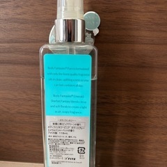 ボディファンタジー ピュア ボディスプレー エメラルドシャーベット 118ml フレグランス      ボディスプレーの画像