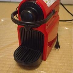 ネスプレッソ専用コーヒーマシン　イニッシア赤