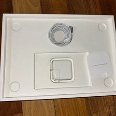 MacBook Air M2。ほぼ新品です！最後の値下げの画像