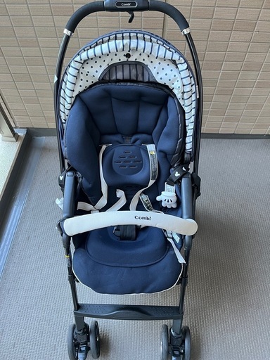 【美品】コンビ メチャカル オート4キャスト
