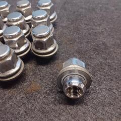 トヨタ用12mm1.5  平座面アルミホイールナット　20個セットの画像
