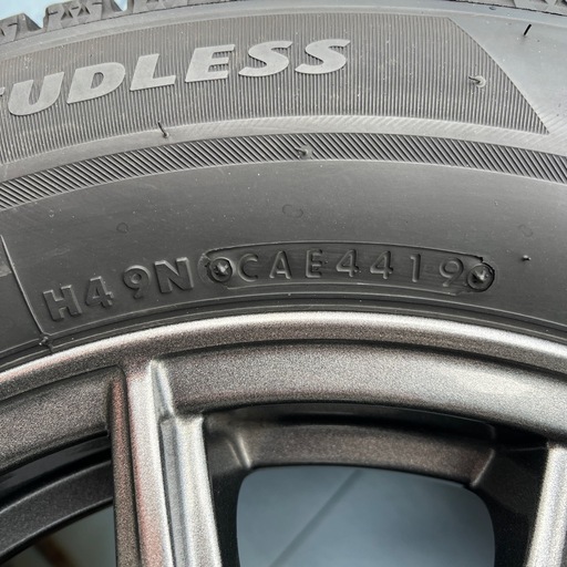 19年製 美品195/65 R15 ブリザックVRX2  