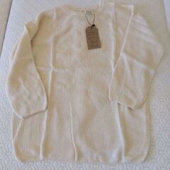 値下げ　新品生成セーター　M サイズの画像