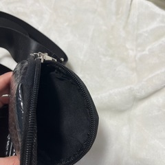 黒 バックの画像