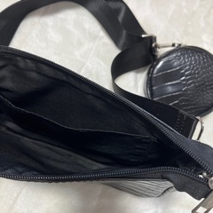 黒 バックの画像