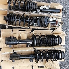 zc32s純正ショックアブソーバー