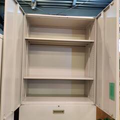 【愛品倶楽部柏店】イナバ (Inaba) 観音開きキャビネット＆3段ラテラル書庫 鍵付の画像
