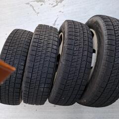 ブリジストン　スタッドレス　①の画像