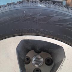 ブリジストン　スタッドレス　①の画像