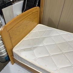 シングルベッドの画像