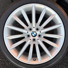 希少 BMW 5シリーズ（G30,G31）ラグジュアリー純正マルチスポーク633の画像