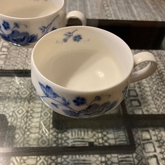 HOYAのレトロなカップ&ソーサーの画像