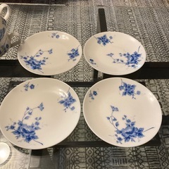 HOYAのレトロなカップ&ソーサーの画像