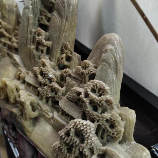原石の彫刻