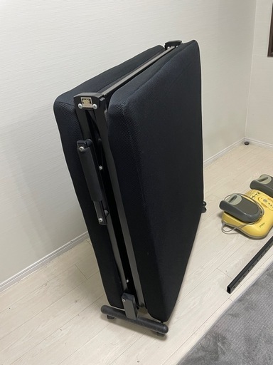 折りたたみ式シングルベッド