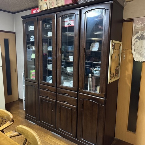 大型食器棚　キッチン収納　カップボード