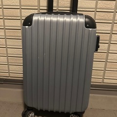 キャリーバッグ
