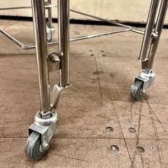 【武蔵小山店】  医療ワゴン レトロ キッチンワゴン エステワゴン インダストリアル アイボリー 隙間収納 キャスター 付き　2段 引き出し付きの画像