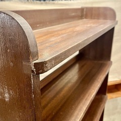 【武蔵小山店】 古書棚 本棚 古道具 レトロ 壁面収納 シェルフ 書棚 木製 ナチュラル 大容量 棚 ラック 古家具 🚚 運搬無料エリア有 / 品川区 リサイクルショップ ランバールーム 武蔵小山店 ◀︎ 武蔵小山パルム 戸越銀座 隣の画像