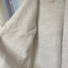 【最終値下げ】新品未使用！フェイクファーロングコートの画像