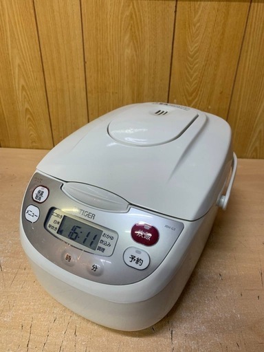 ⭐️タイガーマイコン炊飯ジャー⭐️ ⭐️JBH-G102⭐️
