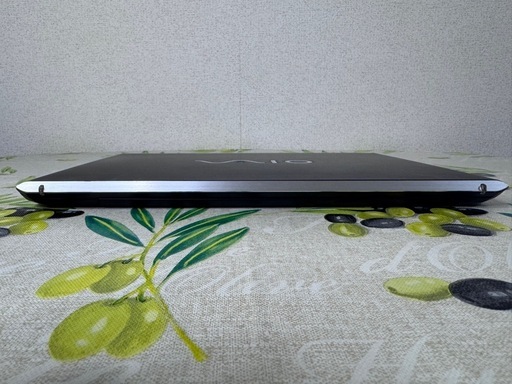 SONY VAIO 13.3 第6世代 i5-6200U メモリ8GB