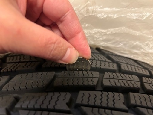 スタッドレスタイヤとホイール４本セット195/65R15 