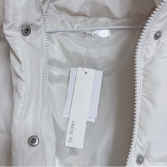 【タグ付き新品】ダウンコート ホワイトの画像