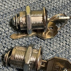 カムロック 20mmシリンダー長 48mmフラットカムキャビネットロック 2個の画像