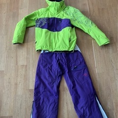デサント　スキーウェア　上下セット　Mサイズ