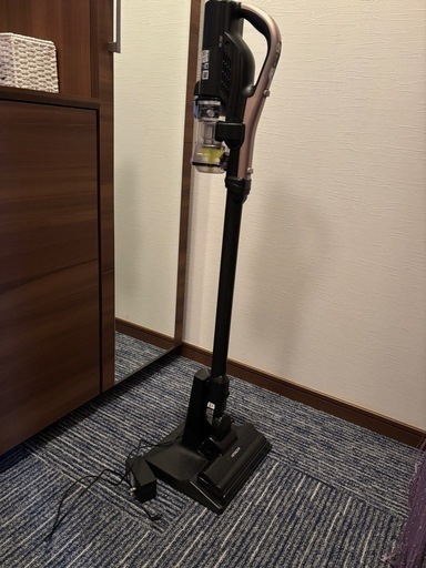 日立　コードレス掃除機