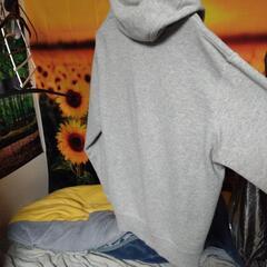 パーカーの画像