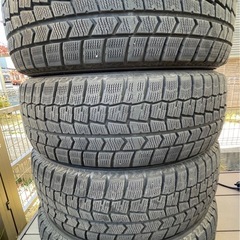 中古 2021年製スタッドレスタイヤ 4本セット195/65R15 91Qの画像
