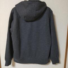 ユニクロジップパーカーメンズMサイズ・レディースLサイズの画像