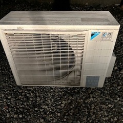 ダイキンエアコン外気