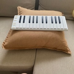 CME Xkey 25-Key Mobile USB Keyboard MIDI Controllerの画像