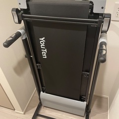 YouTen(ユーテン) ルームランナー 時速1-10km 12個のプログラムモード付 見やすい操作パネル ウォーキングマシン フィットネスマシーン トレーニングジム 家庭用静音 折りたたみ トレッドミルの画像
