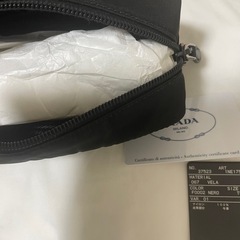PRADA ポーチの画像