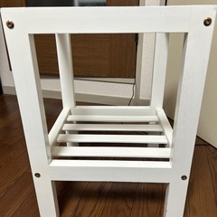 取りに来てくださる方限定！サイドテーブル 物置にの画像
