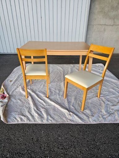 ニトリ　ダイニングセット　イス×2　テーブル　３点セット　テーブルサイズ1200×780mm高さ700mm　食卓セット　ek-574ged2