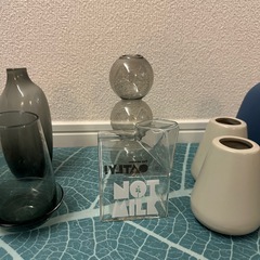 ガレージセール(花瓶)の画像