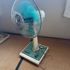 古ーーい扇風機