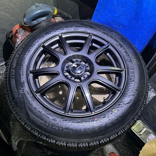 新品タイヤ、ホイール