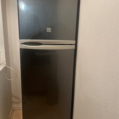 2ドア冷蔵庫227L【1〜2人暮らし向け】年内に引き取りに来れる...