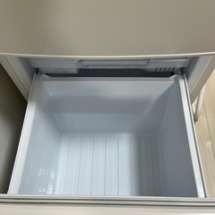 三菱ノンフレン冷凍冷蔵庫の画像