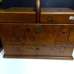 横須賀🆗プーさん￥6190の品WoodソーイングBOXの画像