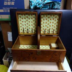 横須賀🆗プーさん￥6190の品WoodソーイングBOXの画像